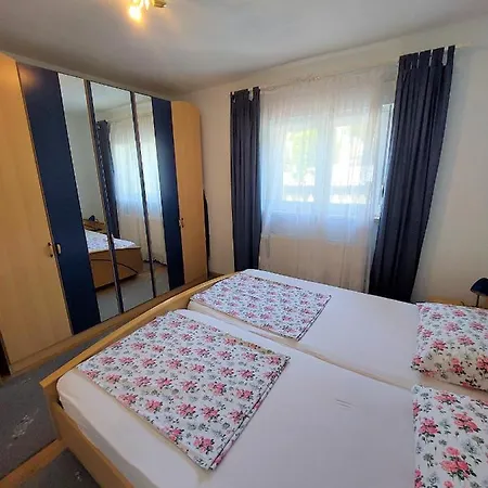 33104 - Krajinovic Apartment